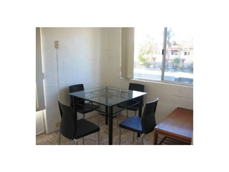 4/454 Esplanade, Torquay QLD 4655