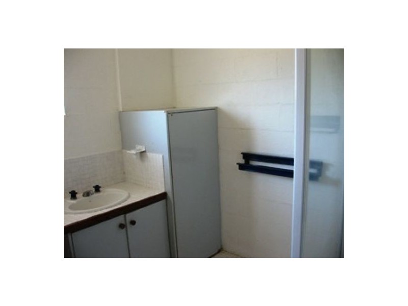 4/454 Esplanade, Torquay QLD 4655