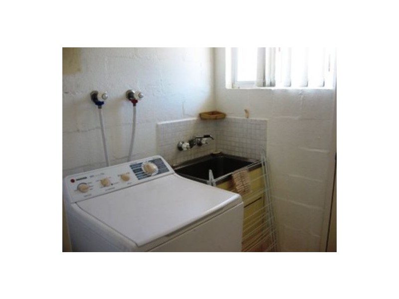 4/454 Esplanade, Torquay QLD 4655