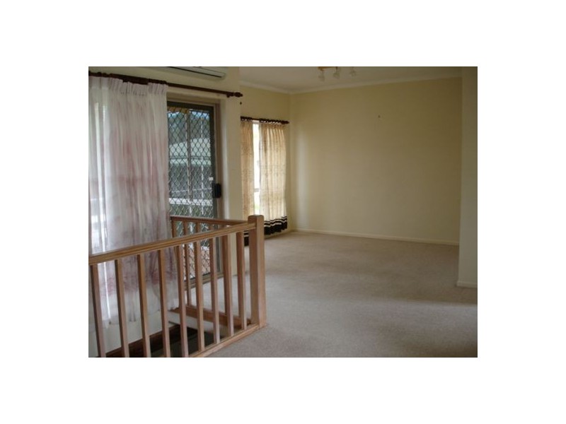 3/489 Esplanade, Torquay QLD 4655