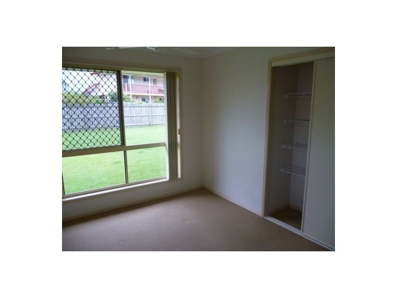 138 Emerald Park Way, Urangan QLD 4655