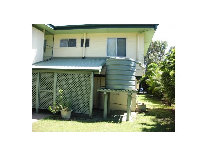 49 Shell Street, Urangan QLD 4655