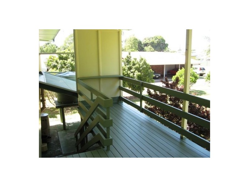 49 Shell Street, Urangan QLD 4655