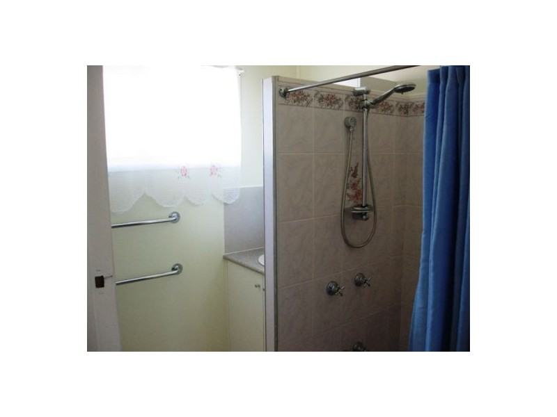 49 Shell Street, Urangan QLD 4655