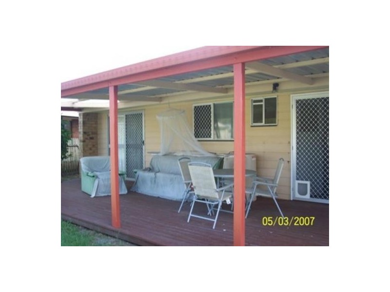 10 Owen Crescent, Urangan QLD 4655