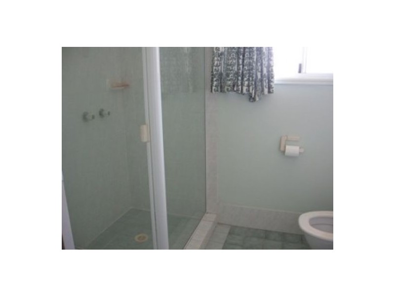 14 Deloraine Drive, Urangan QLD 4655