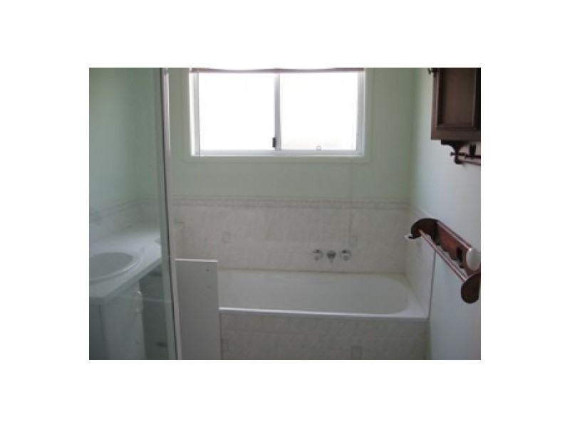 14 Deloraine Drive, Urangan QLD 4655