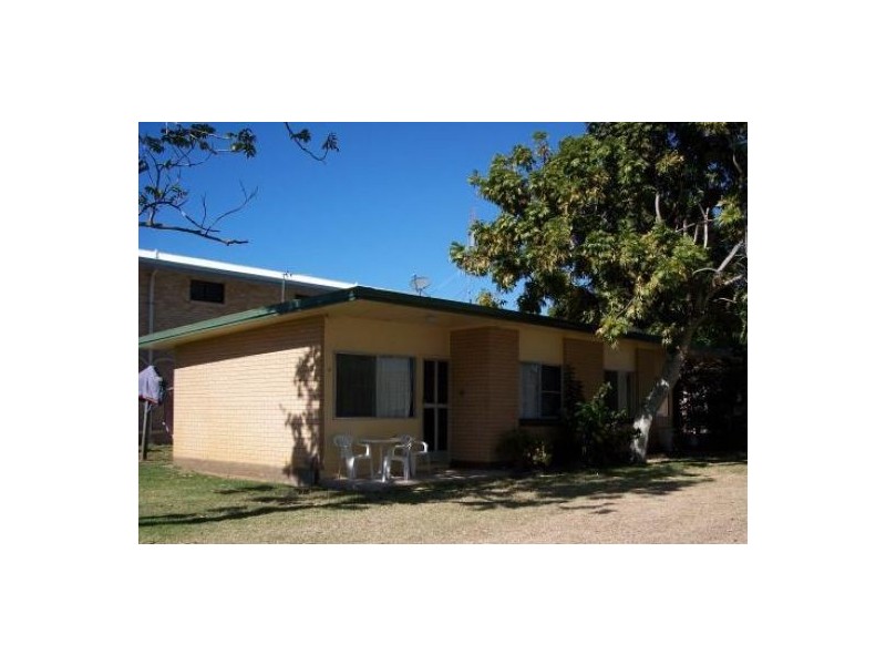 4/572 Esplanade, Urangan QLD 4655