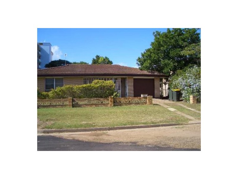 36 Hibiscus Street, Urangan QLD 4655