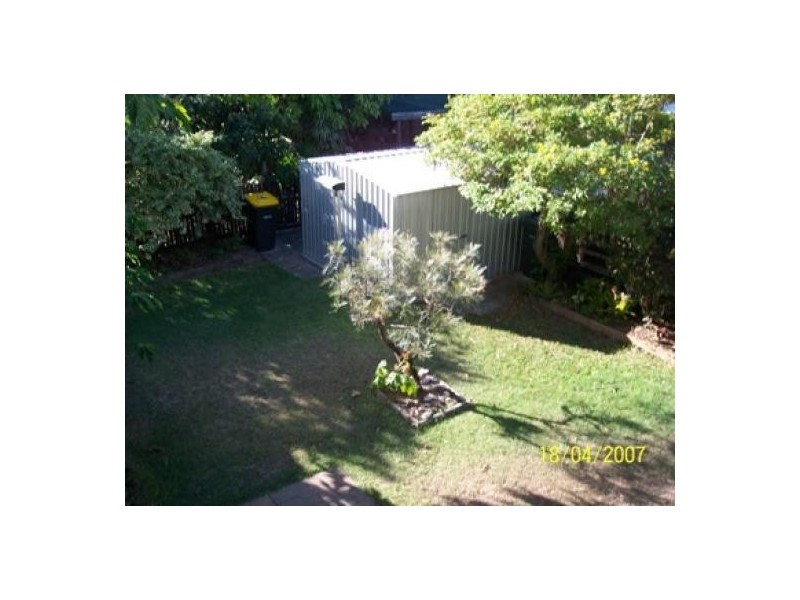 30 Prince Street, Urangan QLD 4655