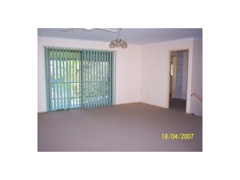 30 Prince Street, Urangan QLD 4655