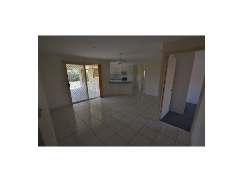 40 Archer Street, Point Vernon QLD 4655