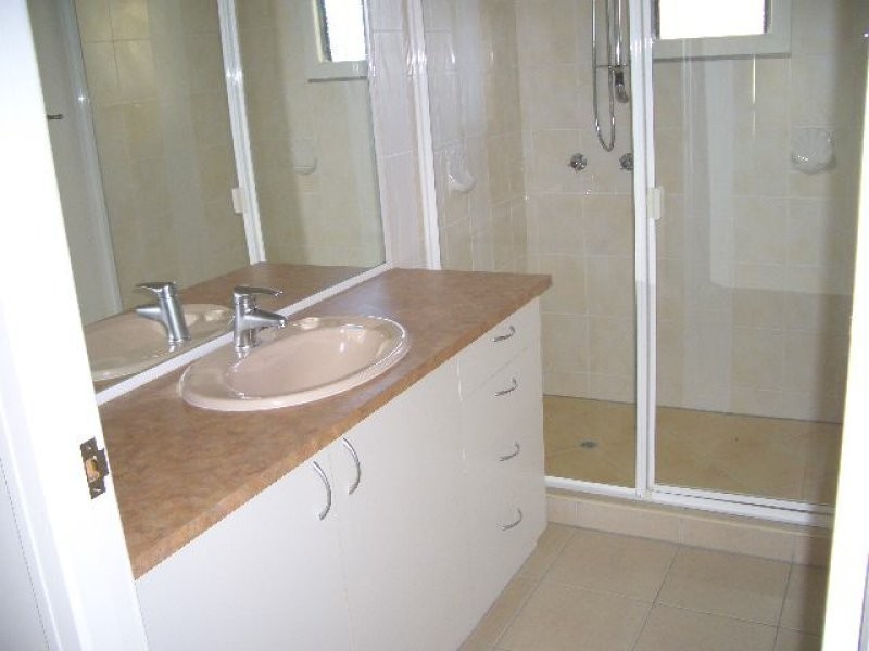 18 Elizabeth Street, Hervey Bay QLD 4655