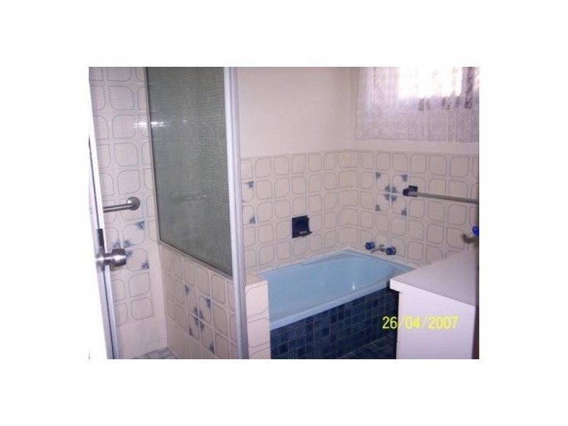 5 Snow Street, Scarness QLD 4655