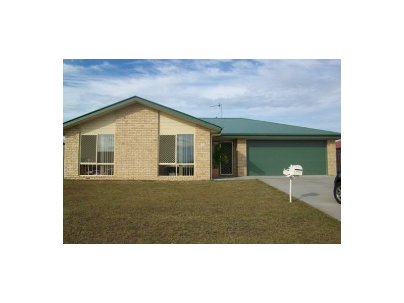 69 Bunya Court, Eli Waters QLD 4655