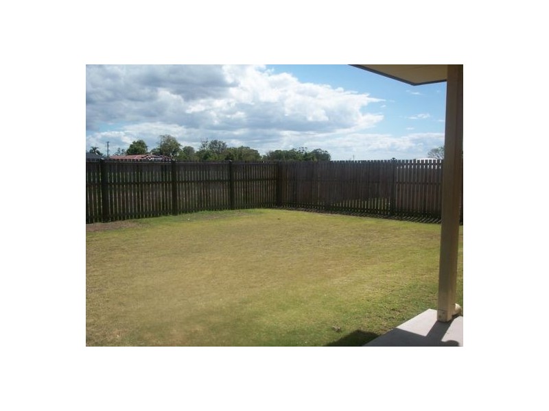 69 Bunya Court, Eli Waters QLD 4655