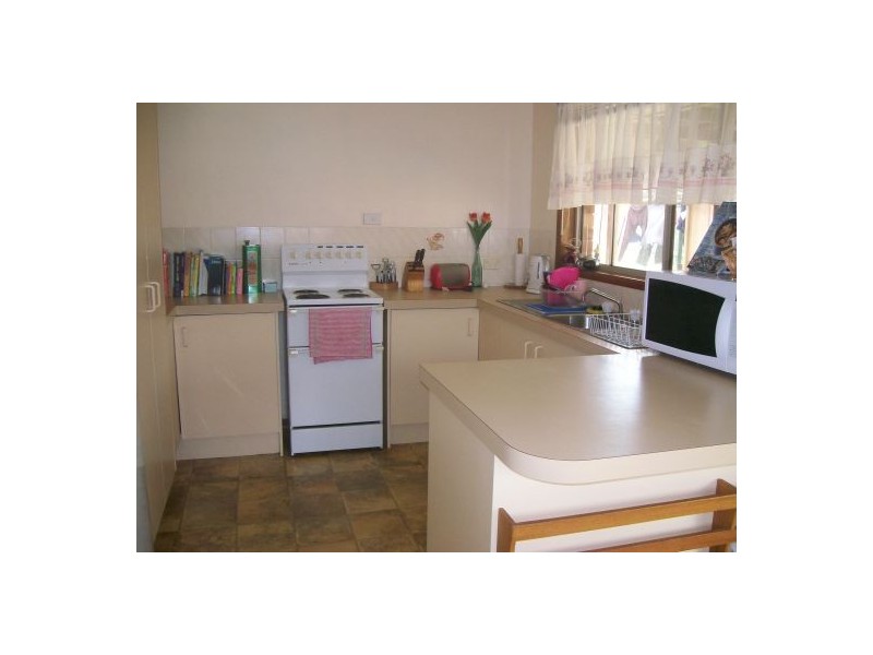 14 Glen Court, Point Vernon QLD 4655