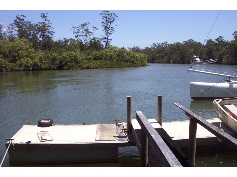 3 Island Close, Pacific Haven QLD 4659