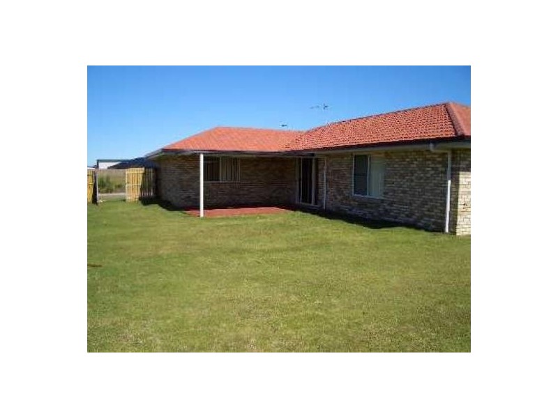 87 Wattle Street, Hervey Bay QLD 4655