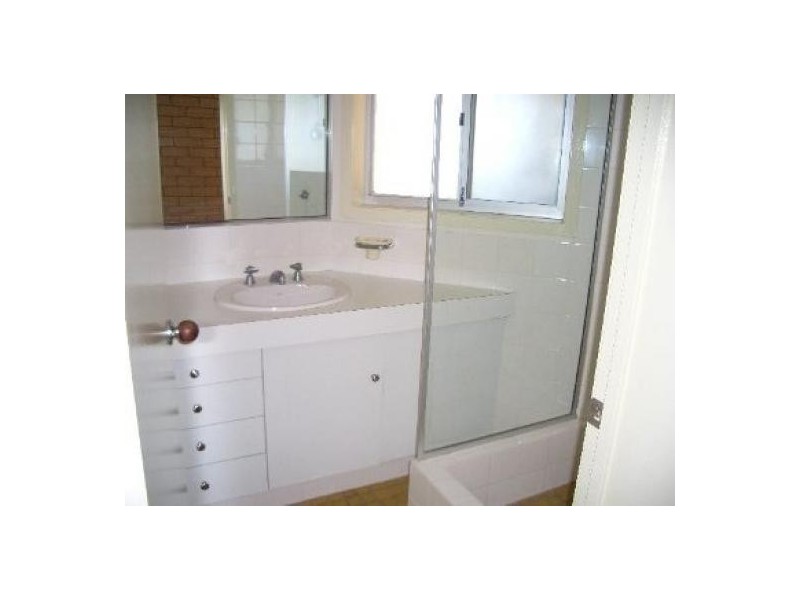 6 Regency Avenue, Urraween QLD 4655