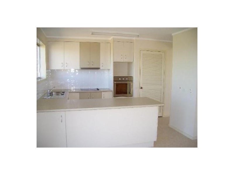 6 Regency Avenue, Urraween QLD 4655