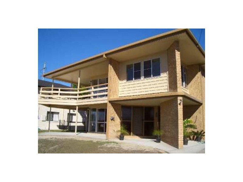 6 Regency Avenue, Urraween QLD 4655