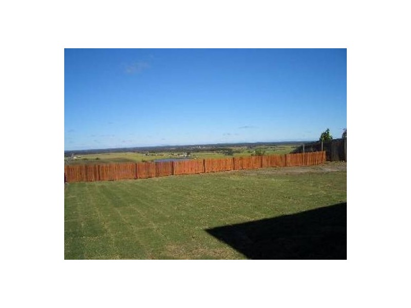 6 Regency Avenue, Urraween QLD 4655