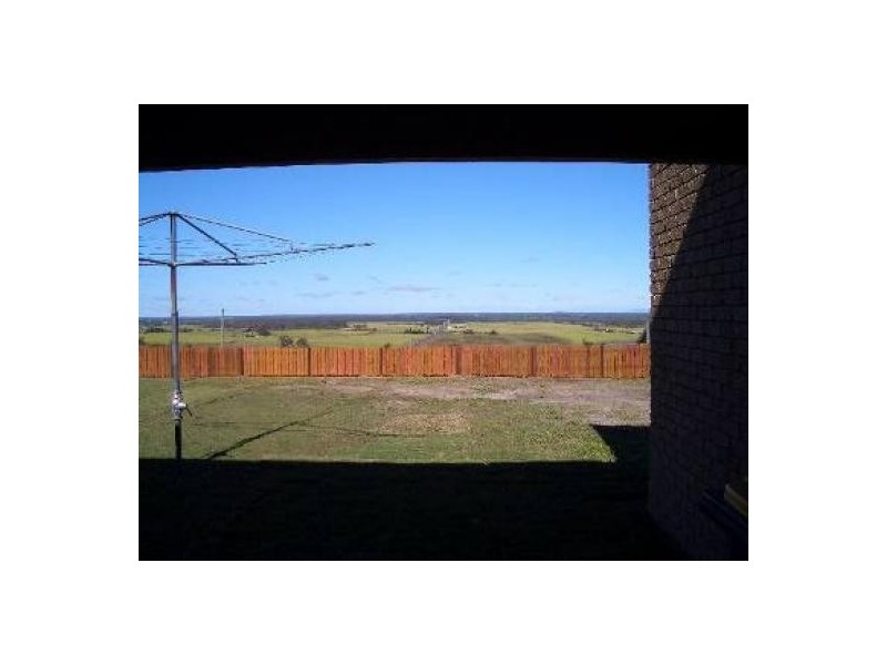 6 Regency Avenue, Urraween QLD 4655