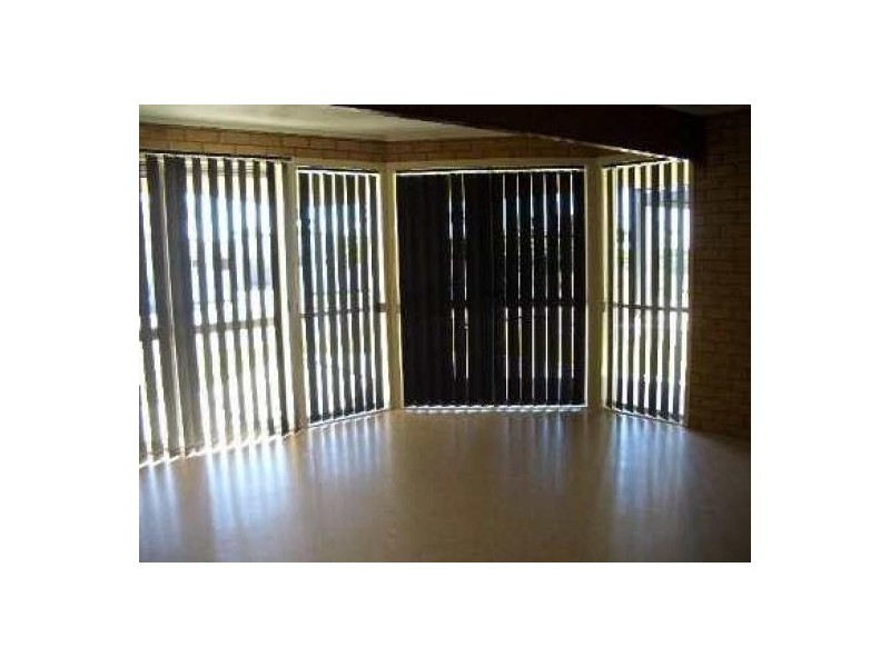 6 Regency Avenue, Urraween QLD 4655