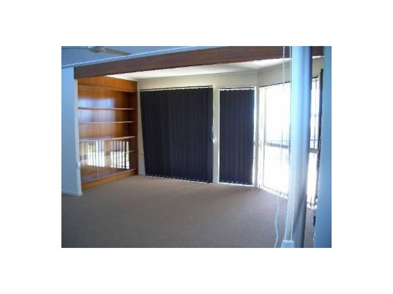 6 Regency Avenue, Urraween QLD 4655