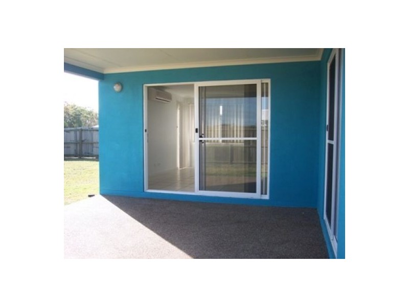 35 Fraser Waters Parade, Toogoom QLD 4655