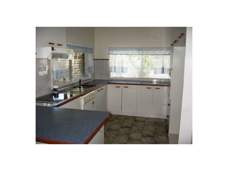 4 Tooth Street, Pialba QLD 4655