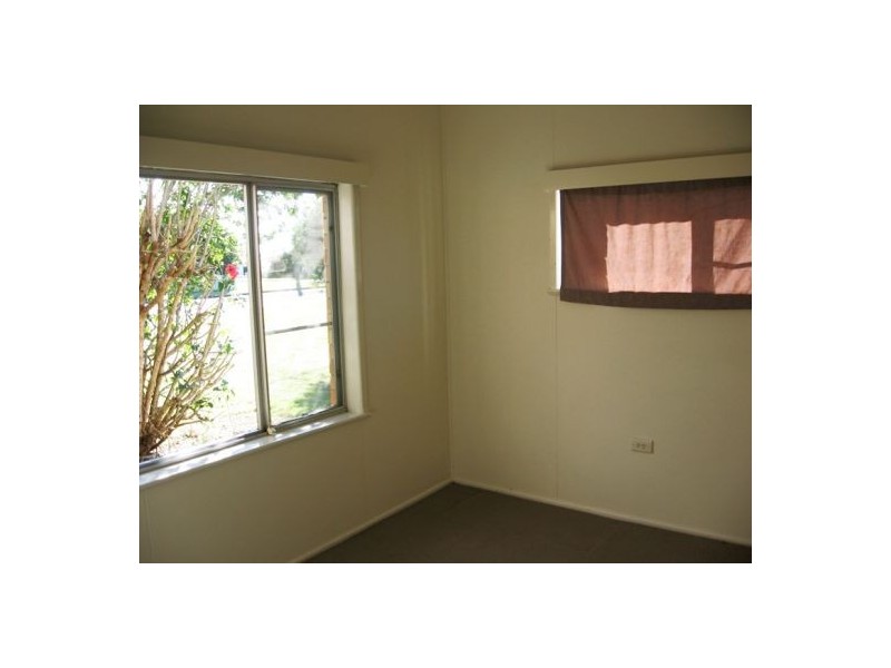 4 Tooth Street, Pialba QLD 4655