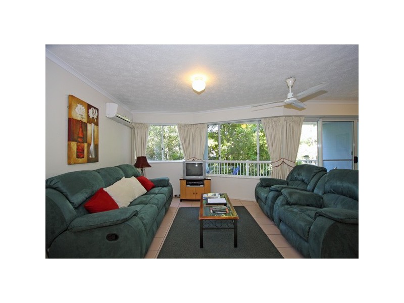 407 Esplanade, Torquay QLD 4655