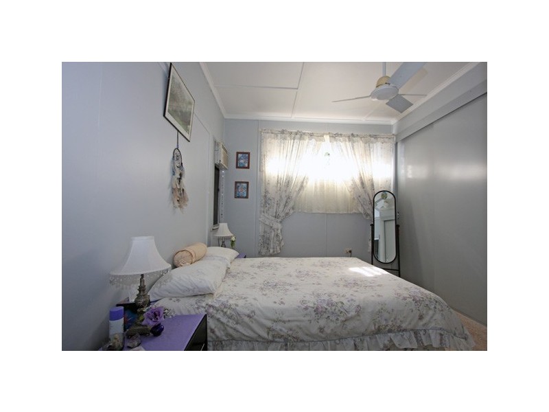 1 South Street, Urangan QLD 4655