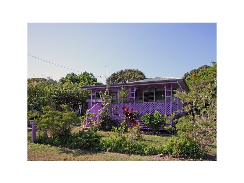 1 South Street, Urangan QLD 4655