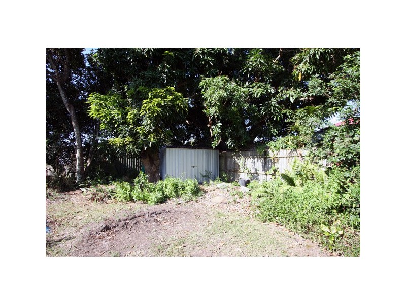 1 South Street, Urangan QLD 4655