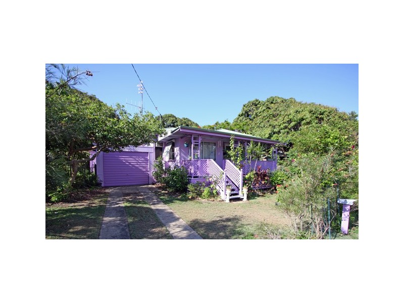 1 South Street, Urangan QLD 4655
