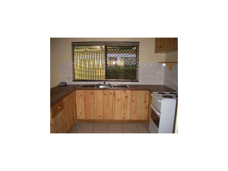 15 Miller Street, Urangan QLD 4655