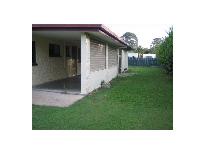 15 Miller Street, Urangan QLD 4655