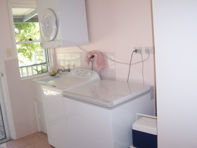 115 pacific haven dve, Pacific Haven QLD 4659