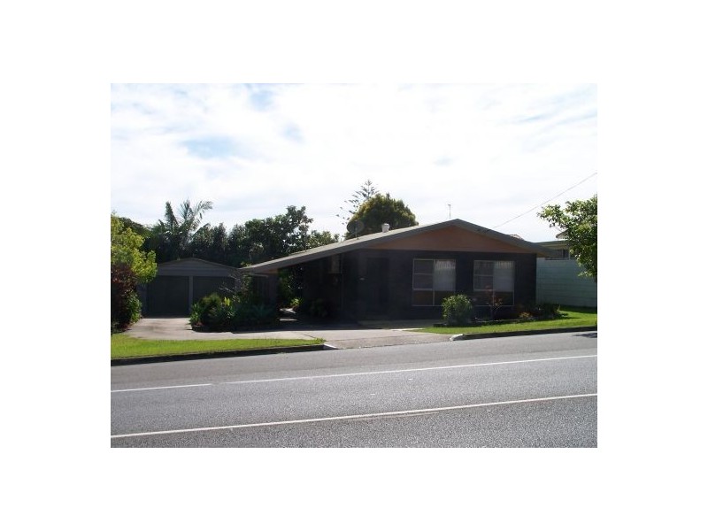 368 Boat Harbour Drive, Hervey Bay QLD 4655