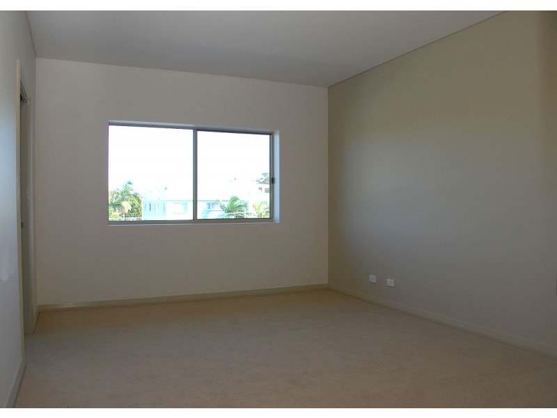 301/328 Esplanade, Scarness QLD 4655