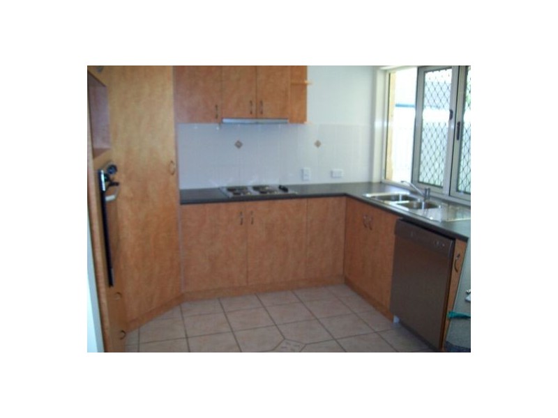40 Foreshore Drive, Urangan QLD 4655