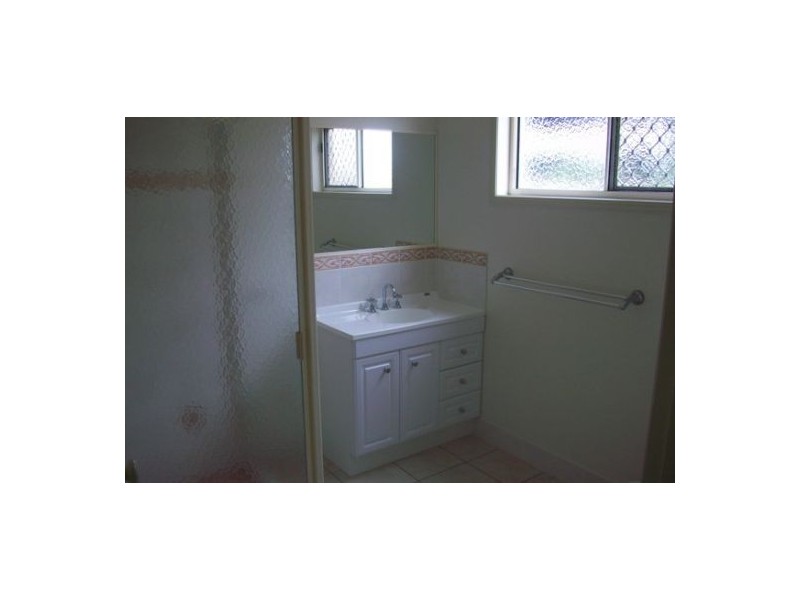40 Foreshore Drive, Urangan QLD 4655