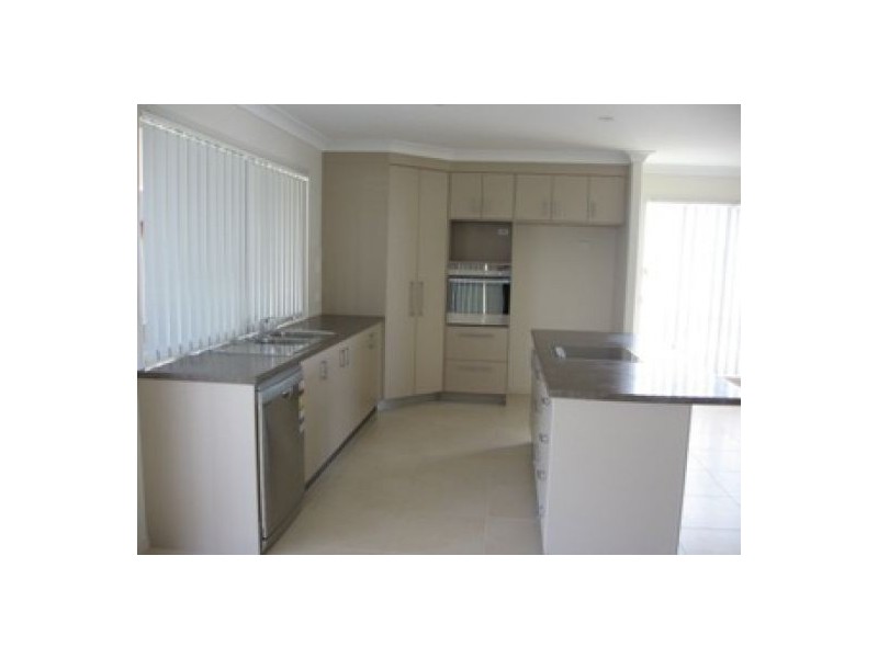 25 Curlew Terrace, River Heads QLD 4655