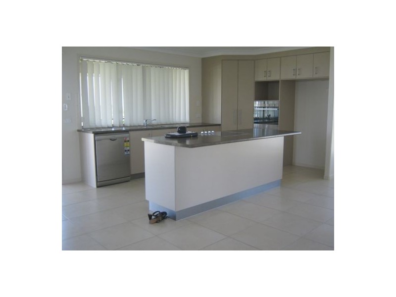 25 Curlew Terrace, River Heads QLD 4655