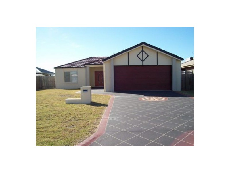 12 Earl St Vincent Cct, Hervey Bay QLD 4655