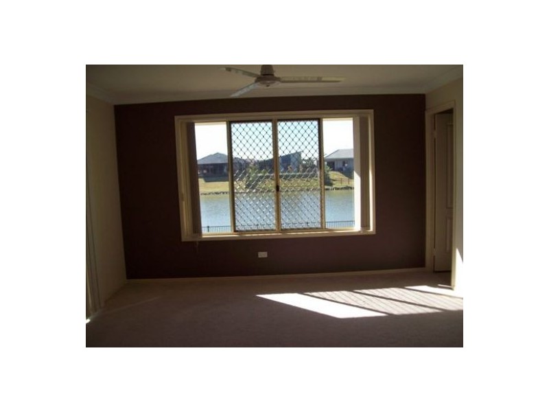 12 Earl St Vincent Cct, Hervey Bay QLD 4655