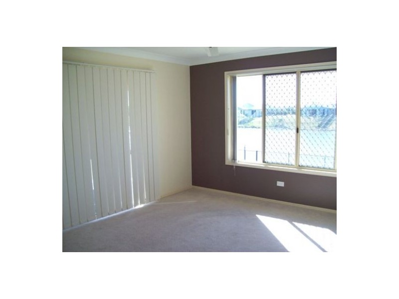 12 Earl St Vincent Cct, Hervey Bay QLD 4655